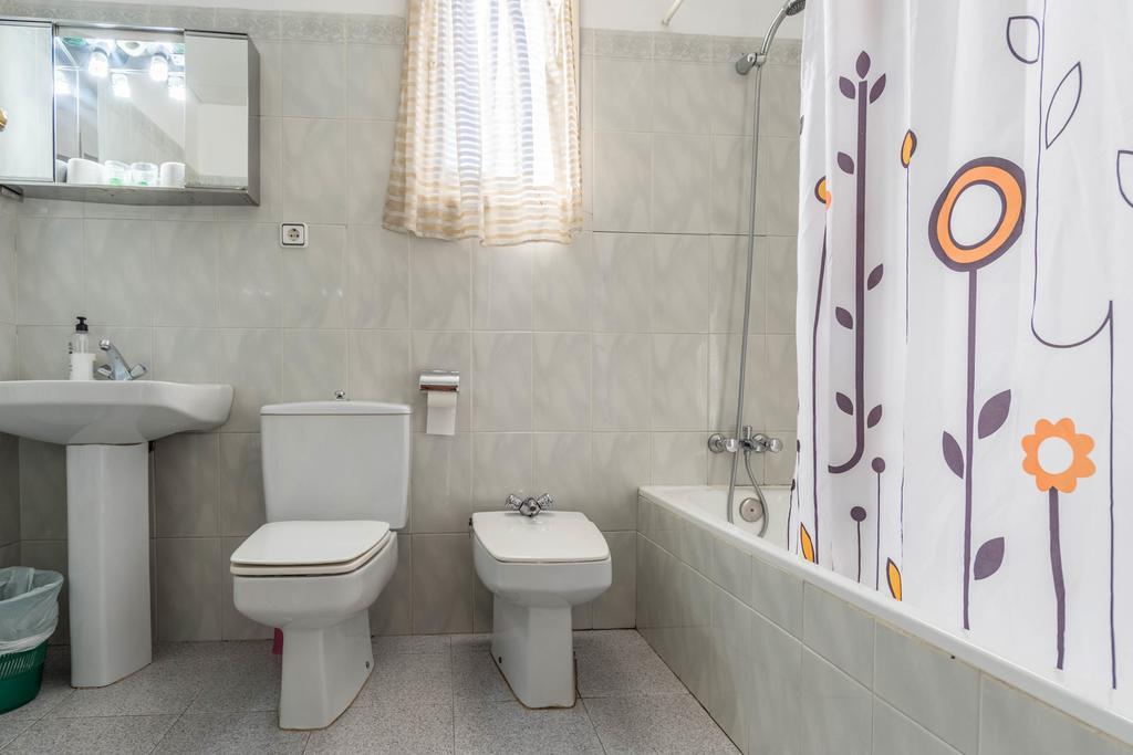Hostal Urgell Balaguer Exterior foto