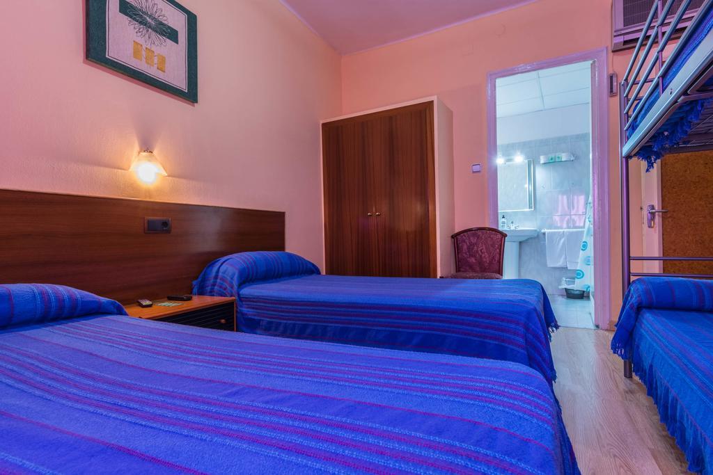Hostal Urgell Balaguer Exterior foto