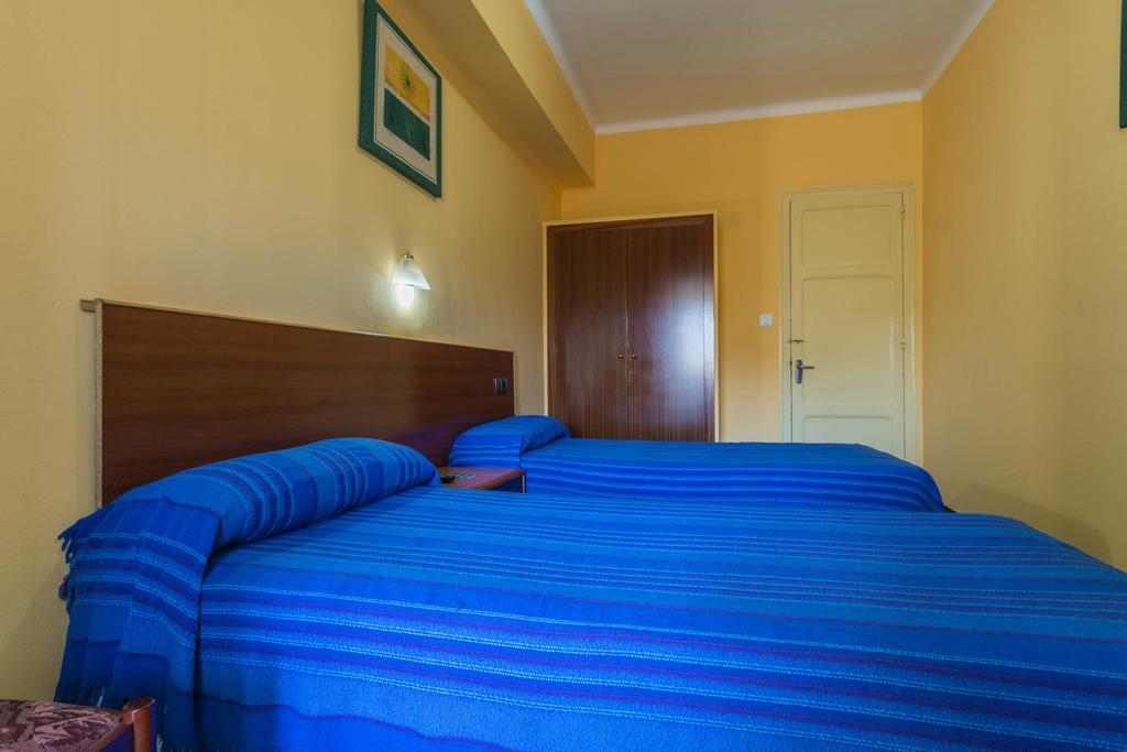 Hostal Urgell Balaguer Exterior foto