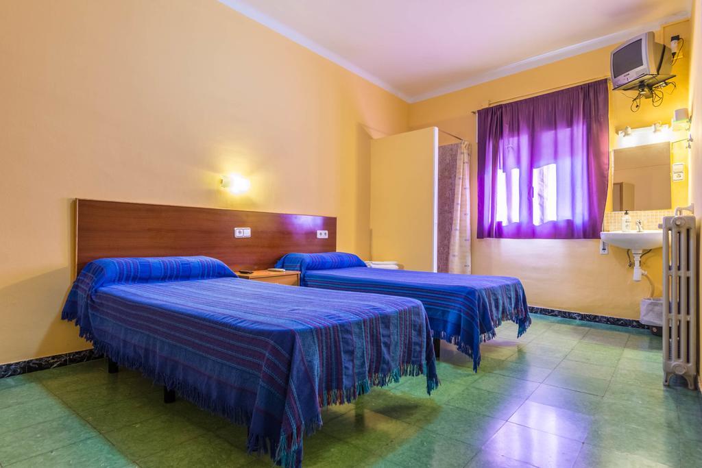 Hostal Urgell Balaguer Exterior foto