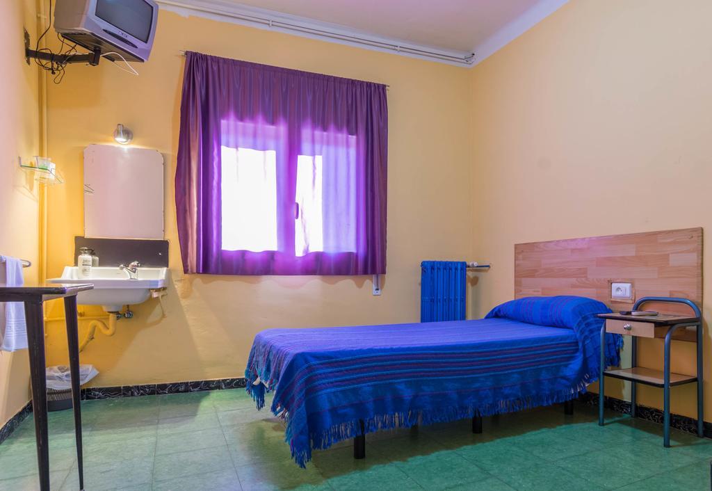 Hostal Urgell Balaguer Exterior foto