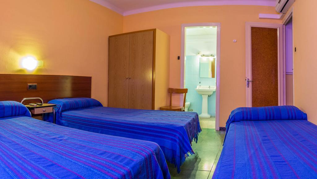 Hostal Urgell Balaguer Exterior foto